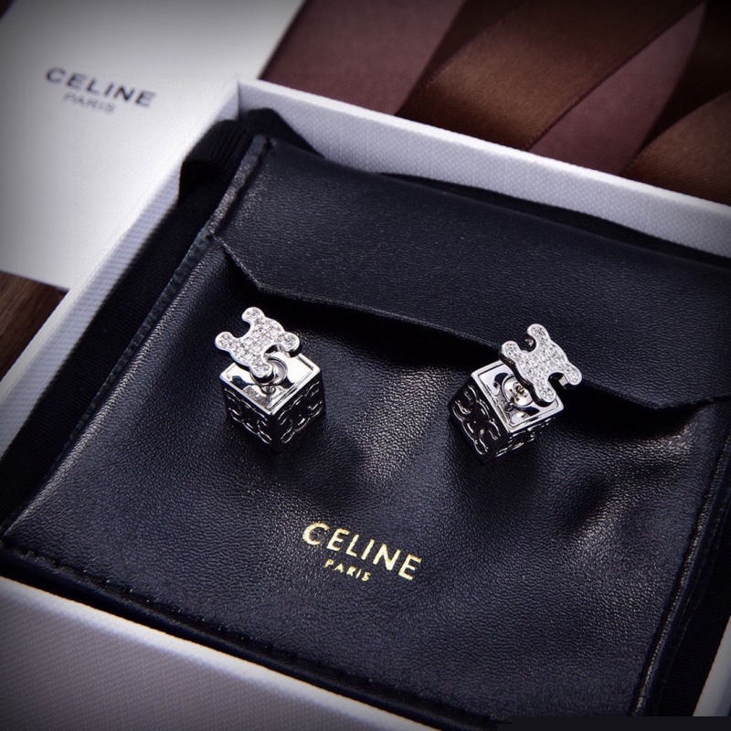 Ce**e earrings